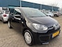 Volkswagen Up! 1.0 move up! BlueMotion | Lage KM stand NAP | Parkeersensoren achter | Navi | Bluetooth | EL Ramen | APK |