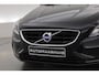 Volvo V40 1.6 T4 Momentum Aut. | Trekhaak | Navi | Cruise | PDC A | 17" | Clima