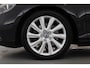 Volvo V40 1.6 T4 Momentum Aut. | Trekhaak | Navi | Cruise | PDC A | 17" | Clima