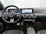 Mercedes-Benz A-klasse 250 e Business Solution AMG | AMG Line Plus pakket | Memorypakket voorstoelen | Panoramaschuifdak | Head-up display | 360° camera | Nightpakket | 19 inch AMG velgen | MULTIBEAM LED |