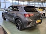 Volkswagen T-Roc 1.5 TSI R-Line -150pk- Automaat | Panorama dak | IQ LED | Camera | Elec. Achterklep | Rijklaarprijs