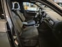Volkswagen T-Roc 1.5 TSI R-Line -150pk- Automaat | Panorama dak | IQ LED | Camera | Elec. Achterklep | Rijklaarprijs