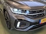 Volkswagen T-Roc 1.5 TSI R-Line -150pk- Automaat | Panorama dak | IQ LED | Camera | Elec. Achterklep | Rijklaarprijs