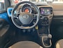 Toyota Aygo 1.0 VVT-i x-play,Apple Carplay/Android Auto,Achteruitrijcamera,Airco,Snelheidsbegrenzer,Elektrischpakket,Usb Ipod Aansluiting,Lage Kilometerstand