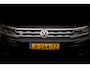 Volkswagen Tiguan 2.0 TDi 240 Pk 4Motion R-Line I Zwart Leder I Panoramadak I Org. Electr. Trekhaak I 19 inch. I Digital Cockpit