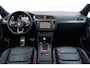 Volkswagen Tiguan 2.0 TDi 240 Pk 4Motion R-Line I Zwart Leder I Panoramadak I Org. Electr. Trekhaak I 19 inch. I Digital Cockpit