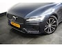 Volvo V60 2.0 T6 Plug-in hybrid AWD Ultra Dark | Trekhaak | Panoramadak | BLIS | PDC V+A en camera | Stoel + Stuurverwarming | Elektrische achterklep | Adaptive Cruiscontrol |