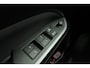 Suzuki Vitara 1.5 Hybrid Select 115pk | Automaat | Navigatie | Climate Control | Stoelverwarming | Camera | Cruise Control | Keyless Entry en Start