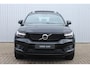 Volvo XC40 Recharge P8 AWD R-Design | Panoramadak| Premium Audio by Harman en Kardon|Rondomzicht Camera| Lederen Interieur| Alarmklasse 3| Electrisch bedienbare Voorstoelen| Warmtepomp| Park Assist voor en Achter.