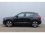 Volvo XC40 Recharge P8 AWD R-Design | Panoramadak| Premium Audio by Harman en Kardon|Rondomzicht Camera| Lederen Interieur| Alarmklasse 3| Electrisch bedienbare Voorstoelen| Warmtepomp| Park Assist voor en Achter.