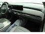 Kia EV3 Plus Advanced 81.4 kWh DEMO - Automatische achterklep - Stoel/Stuur verwarming - Apple Carplay/Android Auto - Schuif/Kantel dak - Achteruitrij camera - Adaptive cruise control Fabrieskgarantie t/m 10-10-2032