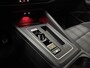 Volkswagen Golf 1.4 eHybrid GTE | IQ-Light | ACC | 19'' | GTI Diffuser | Trekhaak | Stuurwielverwarming | Achteruitrij-Camera | 3-Zone Clima | Carplay | Sfeerverlichting | Draadloos Laden |