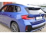 BMW X1 xDrive25e | M-sport | Stoelverwarming | Trekhaak | Leder | HUD | 360° Camera | LED