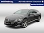 Volkswagen Arteon Shooting Brake 1.4 TSI 218pk eHybrid R-Line DSG Automaat Trekhaak wegklapbaar / Panoramadak / Stoelverw. V&A / Navigatie /