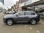 Toyota RAV4 2.5 Hybrid Style 1e eigenaar / dealeronderhouden / slechts 10.691 km!! / auto is als nieuw / origineel Nederlandse auto / Toyota 10 jaar garantie-programma / Toyota pechhulppas / Trekhaak