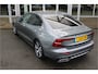 Volvo S60 B4 Automaat R-Design | Camera | Harman Kardon | Memory seats | Trekhaak | Keyless | Verw. Voorstoelen