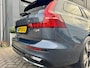 Volvo V60 2.0 T8 Plug-in hybrid AWD Ultra Dark, head-up, pano, 19 inch