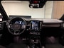 Volvo XC40 T2 Aut. R-Design Schuifdak | Adaptieve Cruise Control | Stoel en Stuurwielverwarming | Parkeercamera | Pilot Assist | Keyless Drive | Parkeersensoren voor+achter | Leder / Alcantara R-Design bekleding met wit stiksel en bies | Zitting verlenging voorstoelen | Privacy Glass | Elektrisch bedienbare achterklep | Climate Control L+R | DAB Radio | Apple Carplay/Android Auto | Volvo On Call met mobiele App functie |