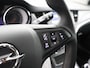 Opel Astra 1.0 Turbo 120 Jaar Edition Airco, Apple Carplay/Android Auto, Bluetooth, Boordcomputer, Cruise control, Elek. Stabiliteits Programma, Stuur multifunctioneel, Regensensor, Warmtewerend glas, Navigatiesysteem full map De Opel Astra 1.0 Turbo 120 Jaar Edition NAP pas !! eerste eig, echt als nieuw !!!. Compact en dynamisch van buiten, ruim en comfortabel van binnen – klaar voor zowel dagel