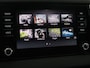 Skoda Karoq 1.0 TSI Business Edition | Panoramadak | Trekhaak | Carplay | Navigatie | Park Assist | Climate control | DAB | Cruise control | Bluetooth