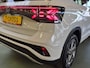 Volkswagen T-Cross 1.5 TSI R-Line -150pk- Automaat | Trekhaak | Camera | IQ LED | Rijklaarprijs incl. 1 jaar Bovag garantie