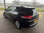 Renault Clio Estate 0.9 TCe ENERGY LIMITED 1e EIGENAAR