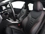 BMW 3-Serie 318i High Executive | Sport Line | Leder | Stoelverwarming | Camera | Sportstoelen | Carplay | Sfeerverlichting | Live Cockpit | Navigatie | Full LED | Climate control | Park Assist | Cruise control