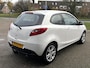 Mazda 2 1.5 GT-L 1e Eig. NL-Auto, Keurig Onderhouden, Trekhaak, Automatische Airco, Stoel verwarming, 16 inch lichtmetalen wielen, Audio + Stuurbed.