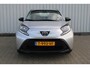 Toyota Aygo X 1.0 VVT-i MT Play | Incl. 12 maanden garantie | Adaptieve cruise control | Airco | Apple carplay/Android auto | DAB radio | Parkeercamera |