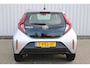 Toyota Aygo X 1.0 VVT-i MT Play | Incl. 12 maanden garantie | Adaptieve cruise control | Airco | Apple carplay/Android auto | DAB radio | Parkeercamera |