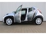 Toyota Aygo X 1.0 VVT-i MT Play | Incl. 12 maanden garantie | Adaptieve cruise control | Airco | Apple carplay/Android auto | DAB radio | Parkeercamera |