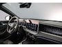 Volkswagen Passat Variant R-Line Edition 1.5 TSI eHybrid 272pk DSG Automaat Trekhaak, Panoramadak, LED matrix koplampen, Black Style, Adaptive cruise control