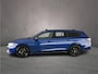 Volkswagen Passat Variant R-Line Edition 1.5 TSI eHybrid 272pk DSG Automaat Trekhaak, Panoramadak, LED matrix koplampen, Black Style, Adaptive cruise control
