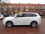 Mitsubishi Outlander 2.0 PHEV instyle 1e EIG NAVI TEL CRUISECONT SCHUIFKANTELDAK