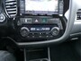 Mitsubishi Outlander 2.0 PHEV instyle 1e EIG NAVI TEL CRUISECONT SCHUIFKANTELDAK