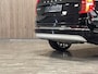 Volvo XC90 T8 AWD Recharge Inscription Trekhaak | 360° Camera | Harman Kardon | Schuifdak | 21 Inch | Adaptieve Cruise Control | Stoel en Stuurwielverwarming | Full LED Meesturende koplampen | Pilot Assist | BLIS Dode Hoek Detectie | Lederen bekleding | Keyless Drive | Parkeersensoren voor+achter | Privacy Glass | Elektrisch bedienbare achterklep | Geïntegreerde zongordijnen achterportieren | 7-Persoons | 4-Zone Climate Control | DAB Radio | Apple Carplay/Android Auto | Volvo On Call met mobiele App functie | Onyx Black Metallic |