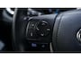 Toyota RAV4 Hybrid business edition Cruise-controle ECC led-verlichting Navi key-less go en start electrische achterklep stoel-stuur verwarming lane-assist private-glas camera boekjes aanwezig PDC v+a