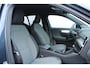 Volvo XC40 1.5 T4 Recharge Inscription Expression | Verwarmbare voorstoelen| Adaptieve Cruise Control| Parkeer Camera Achter| 19" Lichtmetalen velgen