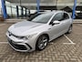 Volkswagen Golf 1.5 eTSI R-Line 150pk | DSG | 17"LMV | ACC | LED | Camera | 1e Eig. | Mooi!