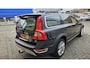 Volvo XC70 3.2 Summum Top Onderhouden!