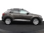 Volkswagen T-Roc 1.5 TSI Sport | Panoramadak | Elektrische kofferklep | Trekhaak
