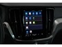 Volvo V60 T6 Plug-in hybrid AWD Essential Bright | Lederen bekleding | Electrische wegklapbare trekhaak | Stoelverwarming | Adaptive cruise Control | Parkeersensoren voor + achter | Parkeercamera | BLIS | Stuurwielverwarming