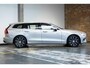Volvo V60 T6 Plug-in hybrid AWD Essential Bright | Lederen bekleding | Electrische wegklapbare trekhaak | Stoelverwarming | Adaptive cruise Control | Parkeersensoren voor + achter | Parkeercamera | BLIS | Stuurwielverwarming