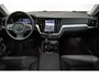 Volvo V60 T6 Plug-in hybrid AWD Essential Bright | Lederen bekleding | Electrische wegklapbare trekhaak | Stoelverwarming | Adaptive cruise Control | Parkeersensoren voor + achter | Parkeercamera | BLIS | Stuurwielverwarming