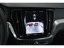 Volvo V60 T6 Plug-in hybrid AWD Essential Bright | Lederen bekleding | Electrische wegklapbare trekhaak | Stoelverwarming | Adaptive cruise Control | Parkeersensoren voor + achter | Parkeercamera | BLIS | Stuurwielverwarming