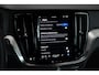 Volvo V60 T6 Plug-in hybrid AWD Essential Bright | Lederen bekleding | Electrische wegklapbare trekhaak | Stoelverwarming | Adaptive cruise Control | Parkeersensoren voor + achter | Parkeercamera | BLIS | Stuurwielverwarming