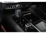 Volvo V60 T6 Plug-in hybrid AWD Essential Bright | Lederen bekleding | Electrische wegklapbare trekhaak | Stoelverwarming | Adaptive cruise Control | Parkeersensoren voor + achter | Parkeercamera | BLIS | Stuurwielverwarming