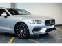 Volvo V60 T6 Plug-in hybrid AWD Essential Bright | Lederen bekleding | Electrische wegklapbare trekhaak | Stoelverwarming | Adaptive cruise Control | Parkeersensoren voor + achter | Parkeercamera | BLIS | Stuurwielverwarming