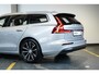 Volvo V60 T6 Plug-in hybrid AWD Essential Bright | Lederen bekleding | Electrische wegklapbare trekhaak | Stoelverwarming | Adaptive cruise Control | Parkeersensoren voor + achter | Parkeercamera | BLIS | Stuurwielverwarming