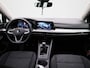 Volkswagen Golf 1.0 TSI Life | ACHTERUITRIJCAMERA | NAVIGATIE | DIGITAL COCKPIT | AIRCO | APPLE CARPLAY | ANDROID AUTO |